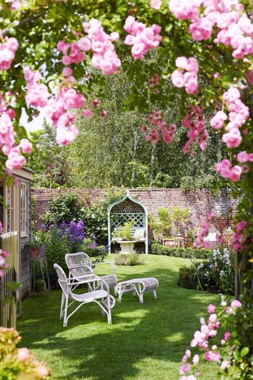Beautiful Dreamiest Garden on Pinterest 10